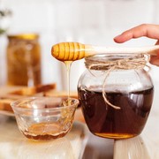 Madu Punya Sejuta Khasiat untuk Tubuh, dari Daya Tahan Tubuh Sampai Alergi