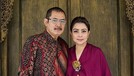 Mayangsari & Bambang Trihatmodjo Tampil Mesra Saat Rayakan 21 Tahun Pernikahan