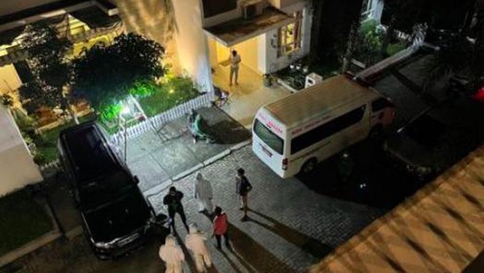 Mertua Zaskia Sungkar Meninggal