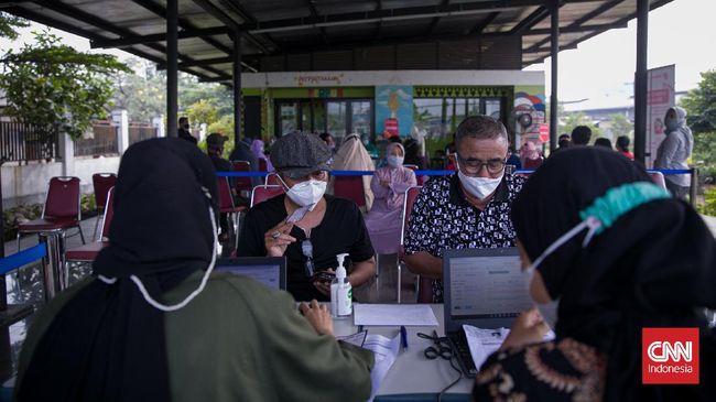 Muhammadiyah khawatir program vaksin berbayar menimbulkan anggapan miring di tengah masyarakat terkait keampuhan vaksin gratis dari pemerintah.