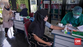 Tolak Divaksin, Emak-emak Semprot Wakil Bupati Sumenep