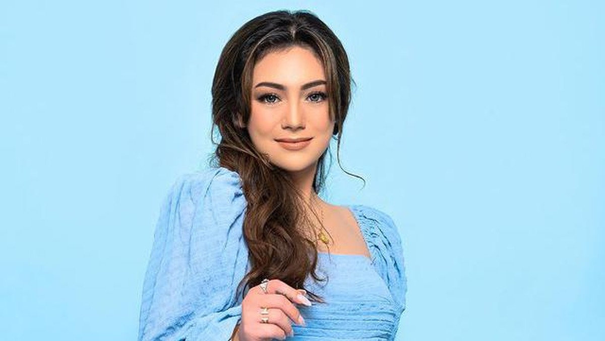 Proses Penghapusan Tato Celine Evangelista