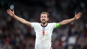 Harry Kane Siap Duel Hidup-Mati Lawan Chiellini-Bonucci