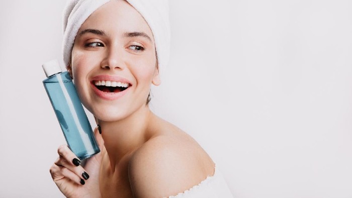 4 Kiat Memilih Toner untuk Kulit Kombinasi: Antara Kondisi Kering dan Berminyak