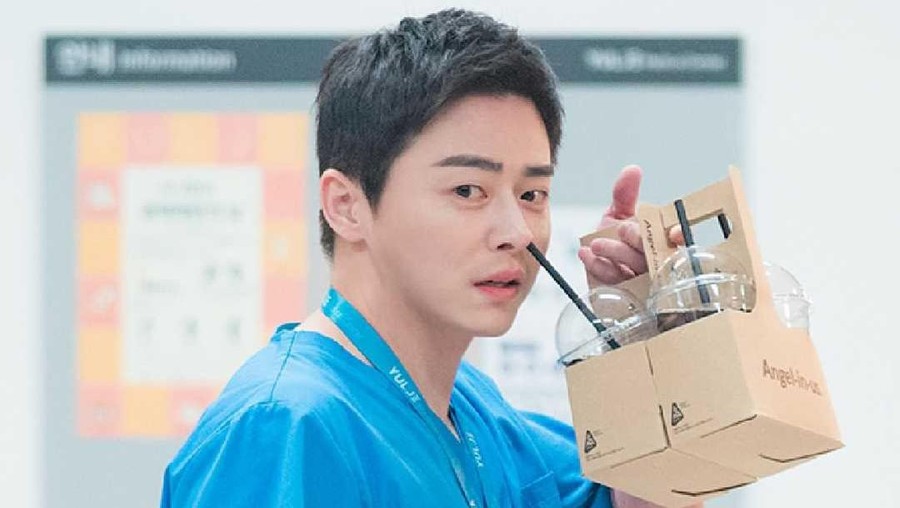 Usil&comma; Jo Jung Suk Prank Staf 'Hospital Playlist 2'