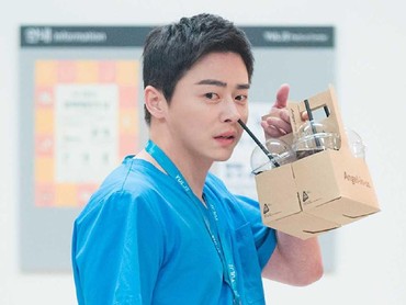 img-title Jo Jung Suk Jadi Cameo, Rating 'Resident Playbook' Naik Drastis