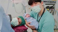 7 Potret Jeon Jihwan, Bayi Tampan Pasangan YouTuber Indonesia-Korea