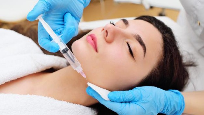 Filler vs Botox, Apa Sih Bedanya?