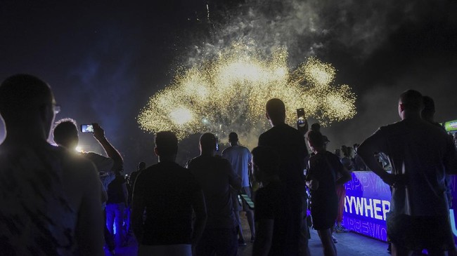 FOTO: Festival Musik 40 Ribu Pengunjung Digelar di Serbia