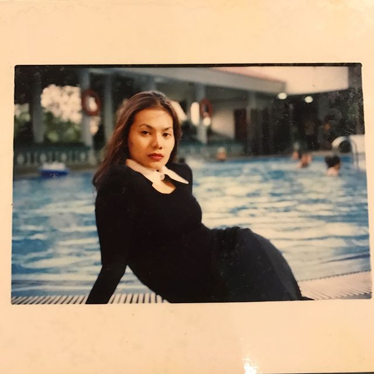 Nama Sarita Abdul Mukti tengah disorot karena fakta ia pernah menikah dengan bule Jerman&period; Yuk intip foto lawasnya&excl;