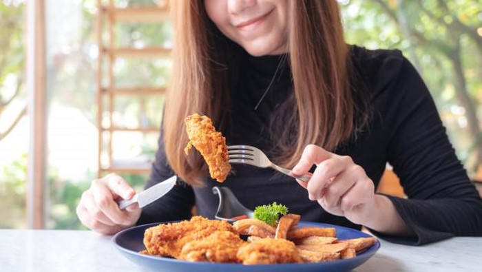 Bantu Lunturkan Lemak, 5 Minuman Ini Bisa Dikonsumsi Setelah Makan Gorengan Bantu Lunturkan Lemak, 5 Minuman Ini Bisa Dikonsumsi Setelah Makan Gorengan