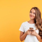 Kiat Minimalisir Kesalahpahaman Komunikasi Via Chat dengan Rekan Kerja Selama WFH, Penting!
