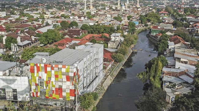 WSBK 2 Minggu Lagi, Pesanan Hotel Masih di Bawah 10 Persen Ketua Asosiasi Hotel Mataram (AHM) Yono Sulistyo mengatakan tingkat pemesanan hotel di Mataram masih di bawah 10 persen, 2 pekan jelang WSBK.