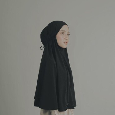 Penampilan Baru Nissa Sabyan Bikin Salfok, Disebut Terlalu Tua