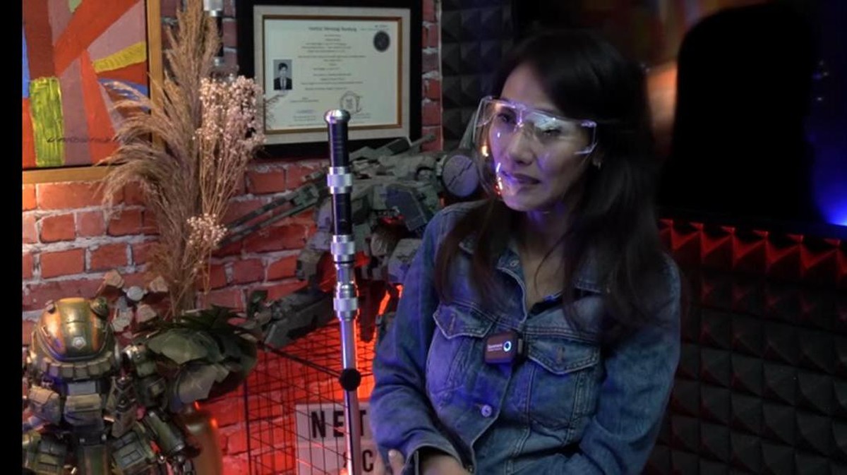 Wenny Ariani adalah sosok W yang membuat publik penasaran karena mengaku punya anak dengan Rezky&period; Yuk kita lihat sosoknya&excl;