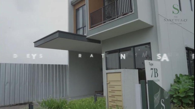 Potret Rumah Mewah yang Dibeli Desy Ratnasari Untuk Nasywa Sang Putri Desy Ratnasari memberikan satu unit rumah untuk anaknya agar bisa belajar mandiri. Yuk kita intip potret rumah mewah Nasywa!