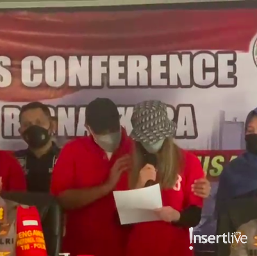 Akhirnya Muncul ke Publik, Nia Ramadhani Nangis Minta Maaf