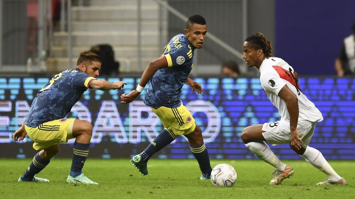 FOTO: Menang Dramatis, Kolombia Peringkat Ketiga Copa America
