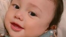 Potret Tampan Baby Saka Putra Ussy Sulistiawaty, Si Tampan Vincenzo Cilik Potret Tampan Baby Saka Putra Ussy Sulistiawaty, Si Tampan Vincenzo Cilik