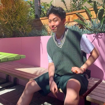 Lirik Lagu New Tooth - Rich Brian