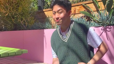 Lirik Lagu New Tooth - Rich Brian