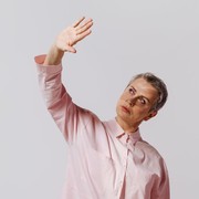 Cara Melakukan Re-Apply Sunscreen Saat Tanpa Makeup VS Pakai Makeup