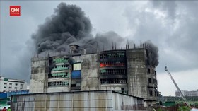 VIDEO: Kebakaran Pabrik Jus di Bangladesh Tewaskan 52 Orang