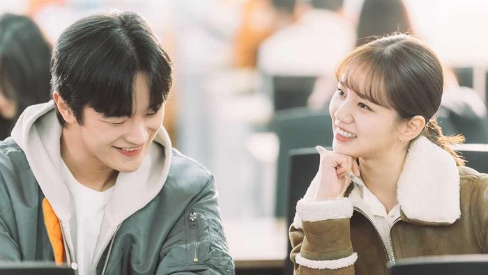 6 Alasan Kenapa Zodiak Gemini Sering Dianggap Tidak Berkomitmen