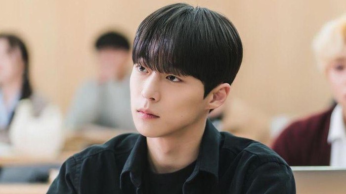 Bae in Hyuk Perankan 2 K-Drama Berbeda, Intip Pesonanya di Sini Yuk!