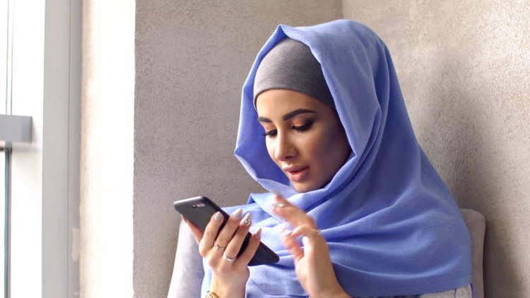 Sebentar lagi Umat Muslim di seluruh dunia akan merayakan Hari Raya Idul Adha 1442 H, Bunda. Berikut ini kumpulan ucapan menyentuh yang dapat Bunda bagikan.