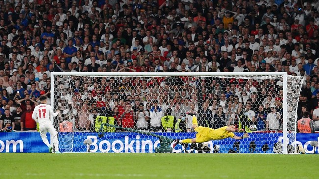 Gareth Southgate mengungkap alasan memilih Marcus Rashford, Jadon Sancho dan Bukayo Saka dalam adu penalti Inggris dikalahkan Italia pada final Euro 2020.