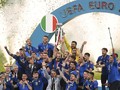 FOTO: Italia Rusak It's Coming Home Inggris di Wembley