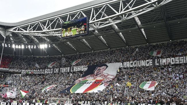 Sepak bola memang menjadi olahraga kebanggaan penduduk Italia, terbukti dengan banyaknya jumlah stadion di sana.