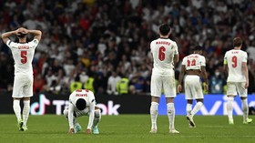 FOTO: Nanar Football Coming Home yang Tak Terwujud