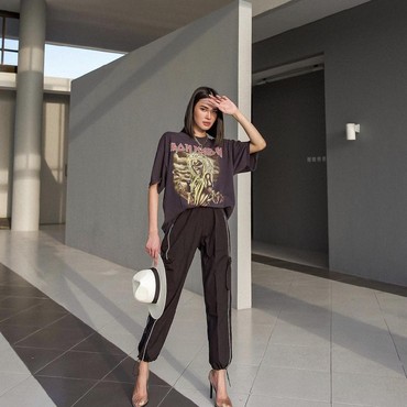 5 Kontroversi Selebgram Michelle Halim, Kini Ejek Anak Kecil dengan Ketiaknya