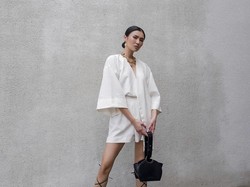 Video: Bikin Salfok! Michelle Halim Bawa Tas Anggur ke Fashion Show