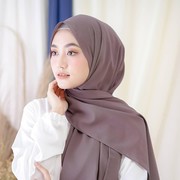5 Deretan Pashmina Viral, Tetap Cantik dengan Gaya Simple