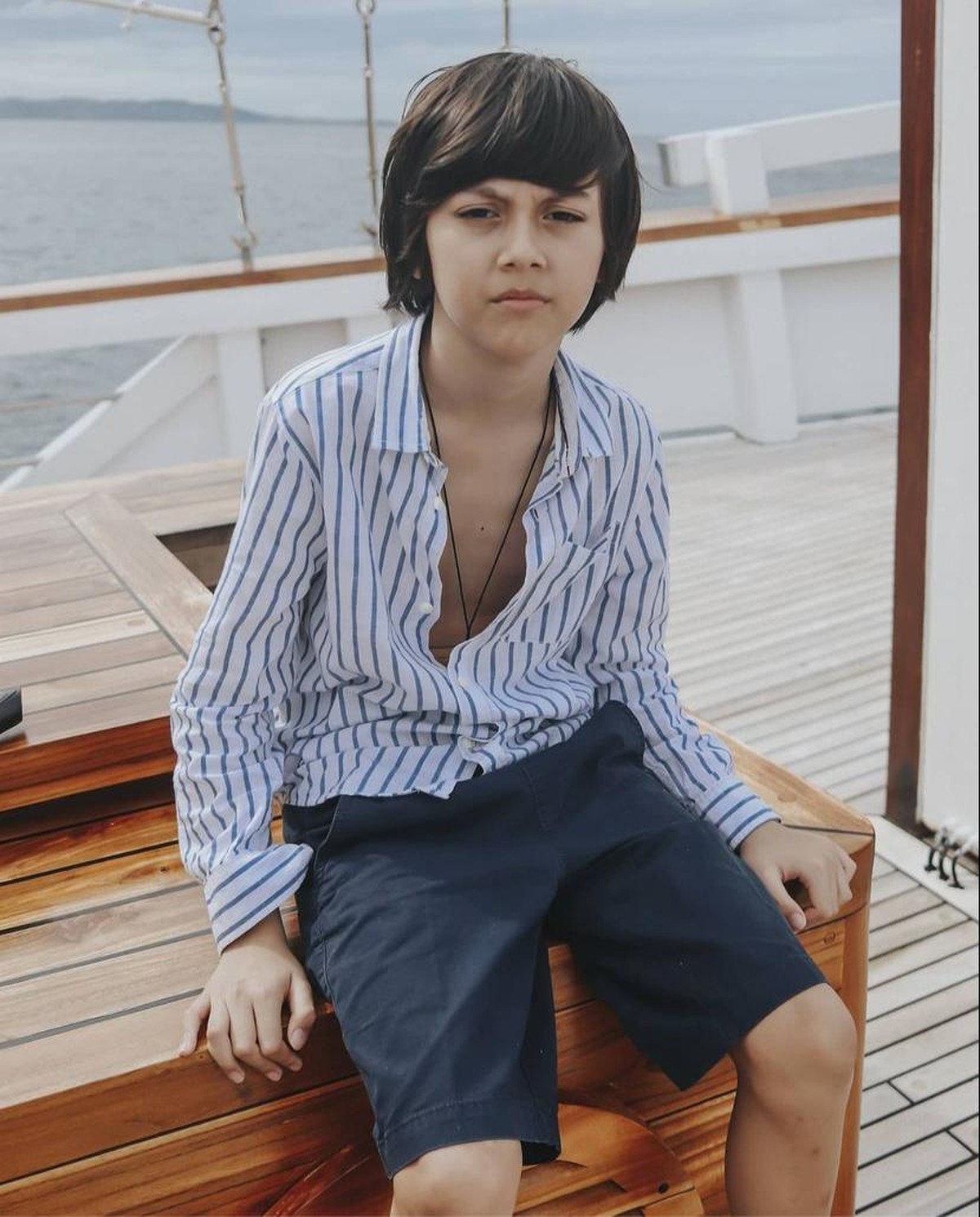 Alric putra bungsu Wulan Guritno dan Adilla Dimitri ketampananya curi perhatian&period; Yuk intip&excl;