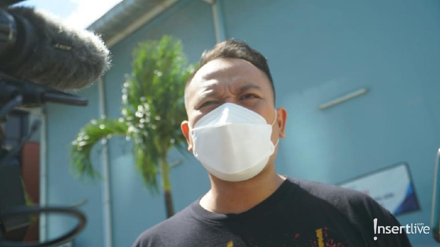 Vicky Prasetyo Vicky Prasetyo