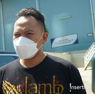 Dekati Chika Jessica, Vicky Prasetyo: Dia bagai Belut Listrik Amazon