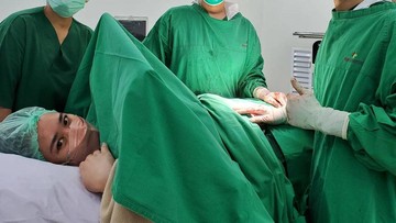 ANAK SEMPAT TERLILIT TALI PUSAR DI KANDUNGAN