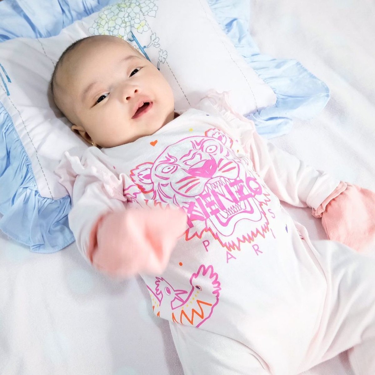 Anak selebgram Rica Andriani dan Fahrul Sudiani disebut-sebut sebagai anak sultan&period; Yuk intip potretnya&excl;