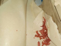Bikin Kesal! Wanita Ini Pesan Kebab Monster yang Datang Kebab Isi Daging Tipis