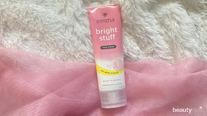 Beautynesia Cobain: Eksfoliasi Lembut Pakai Emina Bright Stuff Face Scrub, Kulit Makin Halus dan Cerah!