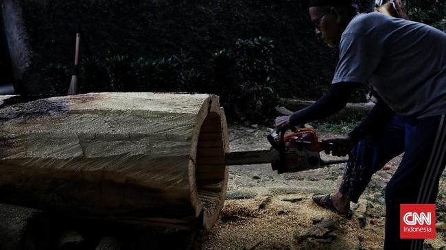 FOTO: Kerajinan Kendang Sunda Tetap Bertahan Kala Pandemi