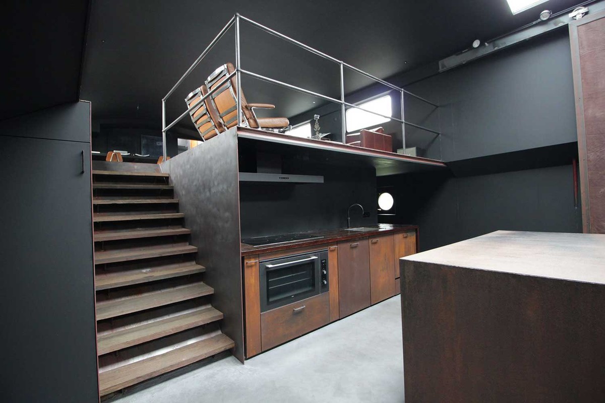 Ariana Grande dan Dalton Gomez diketahui sedang bulan madu di Amsterdam&period; Yuk kita intip&excl;