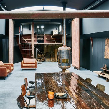 Intip Rumah Terapung yang Ditempati Ariana Grande & Dalton Saat Bulan Madu