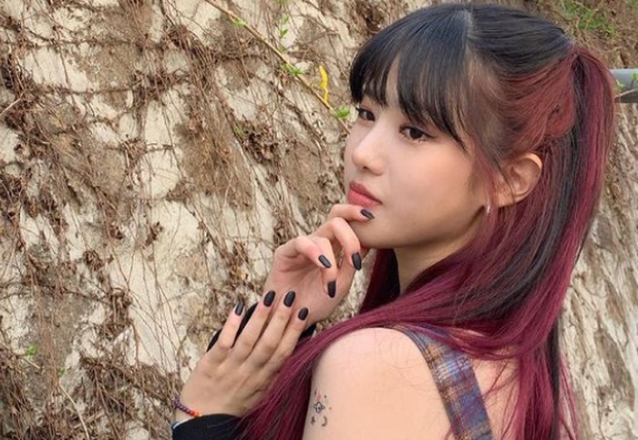 Karakter Oh Bit Na yang ia perankan dalam Nevertheless cukup ikonik. Bahkan netizen berkomentar kalau Yang Hye Ji punya visual yang mirip dengan beberapa anggota G-Friend sekaligus yaitu Yuju, SinB, dan Yerin./foto: instagram.com/hazziss