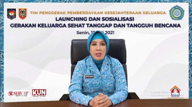 Ketum TP PKK Tri Tito Karnavian menyebut, keberadaan kader PKK dapat mendukung kinerja dokter, tenaga kesehatan, serta aparat keamanan.