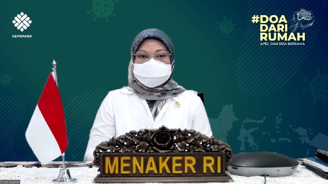 Kemnaker sendiri telah 100 persen menerapkan sistem kerja dari rumah terhadap para pegawai, serta membatasi berbagai kegiatan kedinasan.